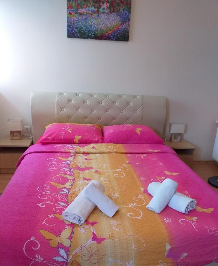 Sun City Apartments Trebinje Luaran gambar