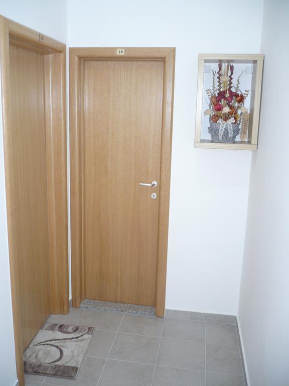 Sun City Apartments Trebinje Luaran gambar