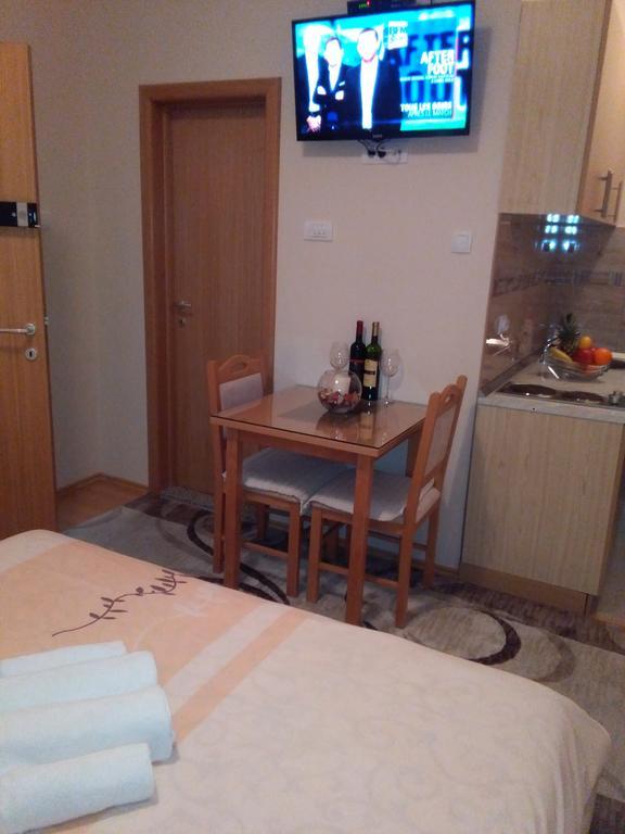 Sun City Apartments Trebinje Luaran gambar