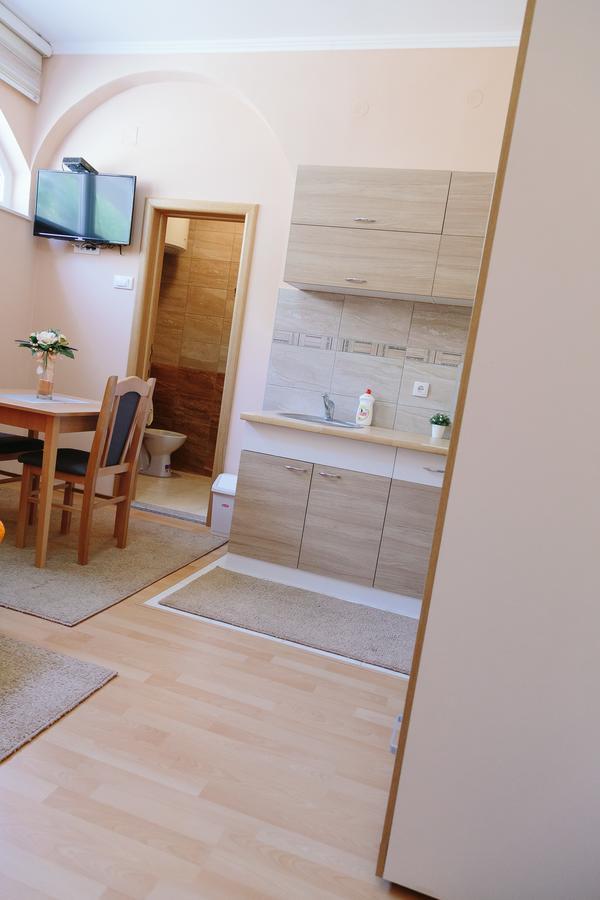 Sun City Apartments Trebinje Luaran gambar
